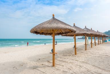 【度假海岸 深圳-三亞往返4天】蜈支洲島、玫瑰谷、直升機(jī)游船出海、遠(yuǎn)海潛水、亞特蘭蒂斯水世界/水族館